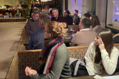 20251213_180435617_iOS